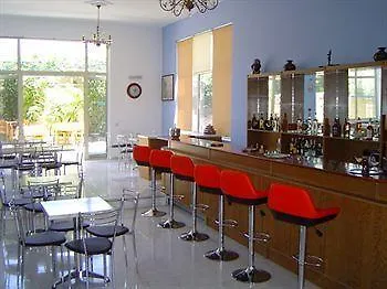 Kaligata Hotel Kourkoumelata יוון