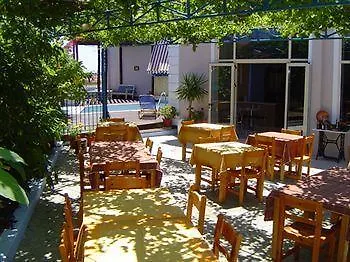 Kaligata Hotel Kourkoumelata דירה
