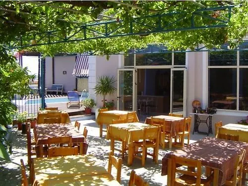 דירה Kaligata Hotel Kourkoumelata יוון