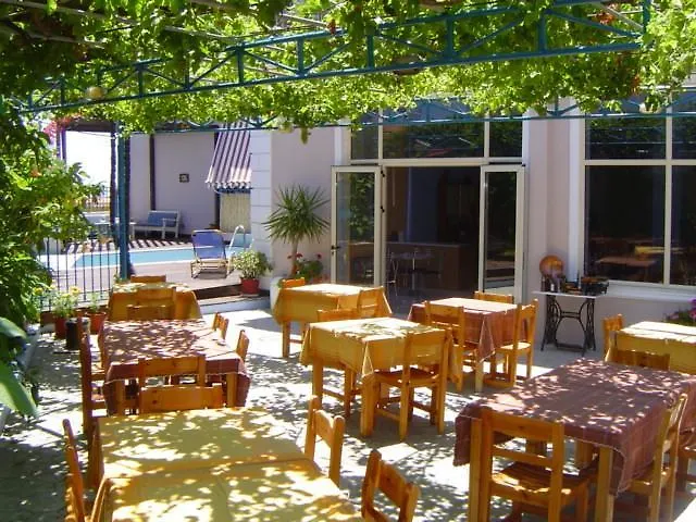דירה Kaligata Hotel Kourkoumelata