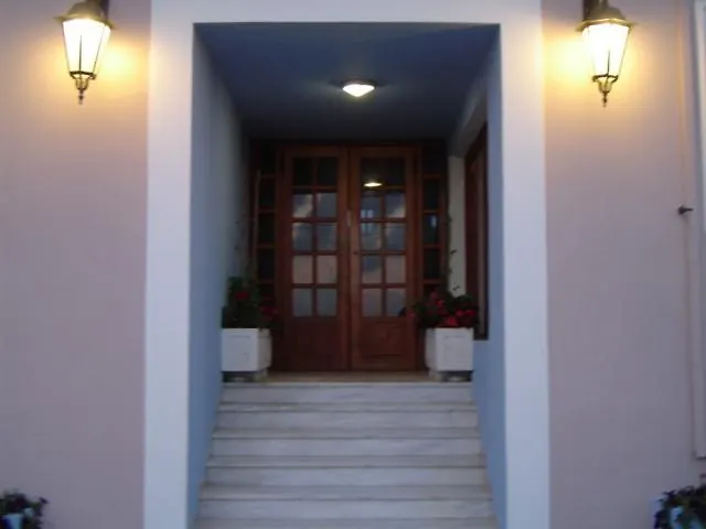Hotel Kourkoumelata Kaligata